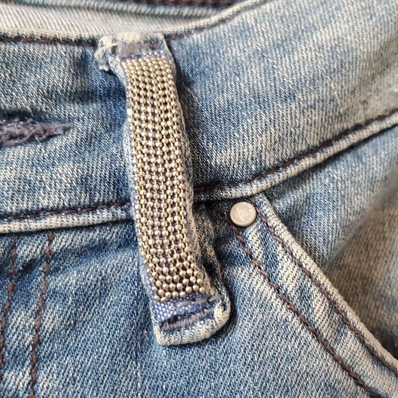 GUESS Jeans, Skinny, Size 27, Metal buckle Loops, Stretchy, Excellent Condition! - Picture 4 of 10